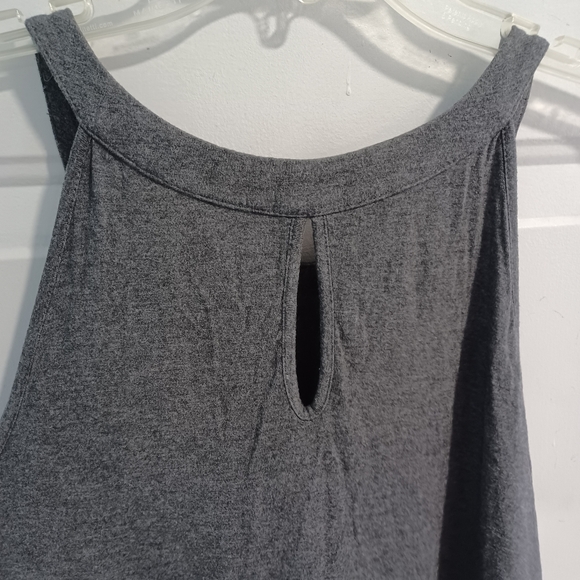 Torrid Super Soft Knits Size 3 Tank Top LOVE in Florals on Gray - Picture 8 of 11